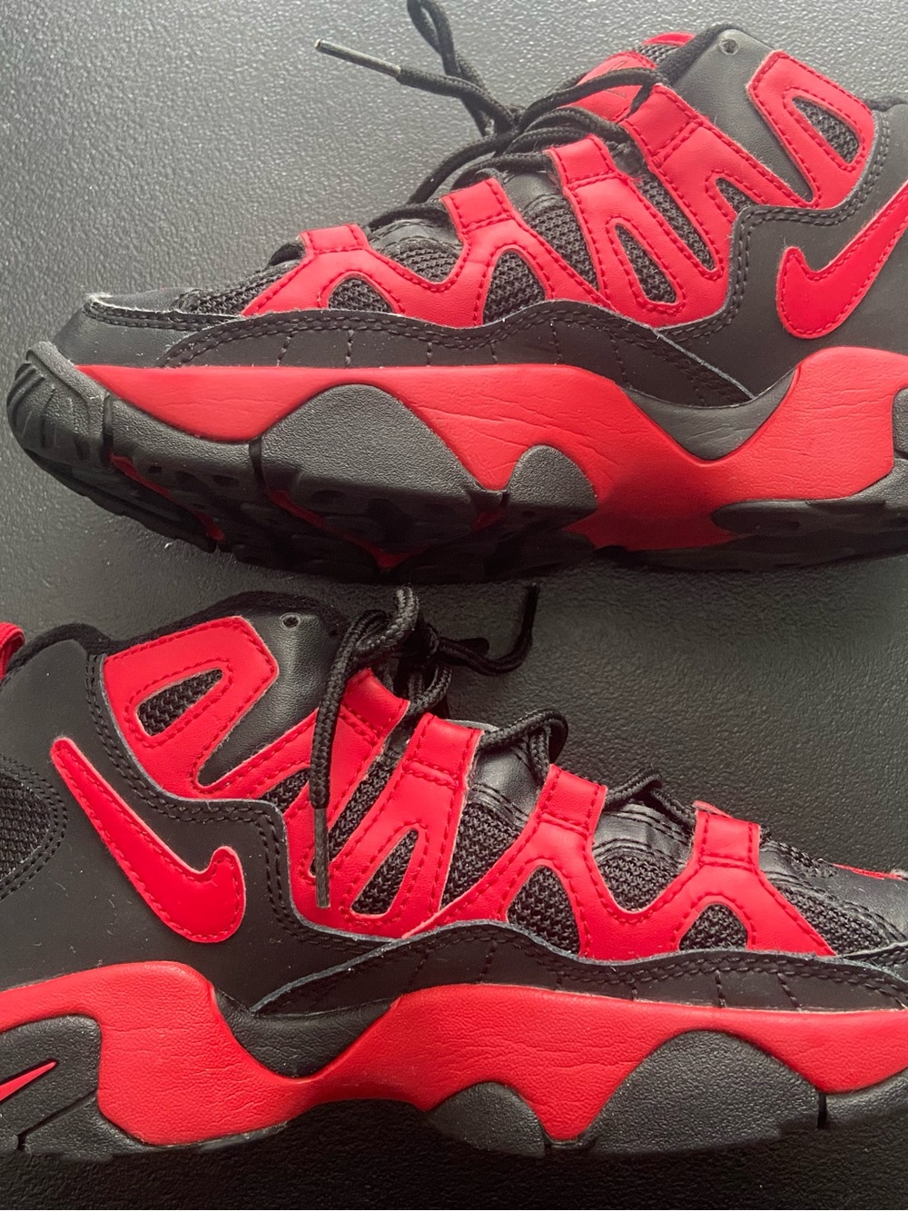 Red & Black Nike Slants - Picture 4 of 14